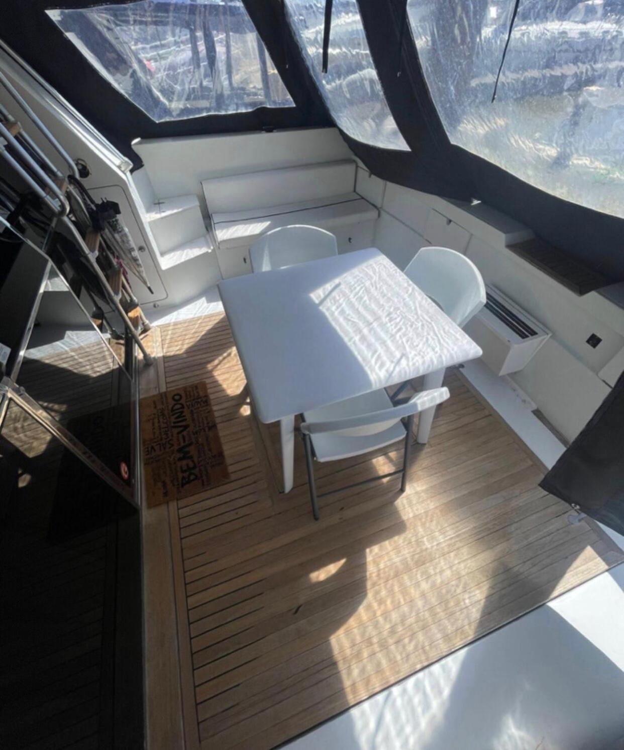 Beautiful And Magnific Yacht Otel Lisboa Dış mekan fotoğraf