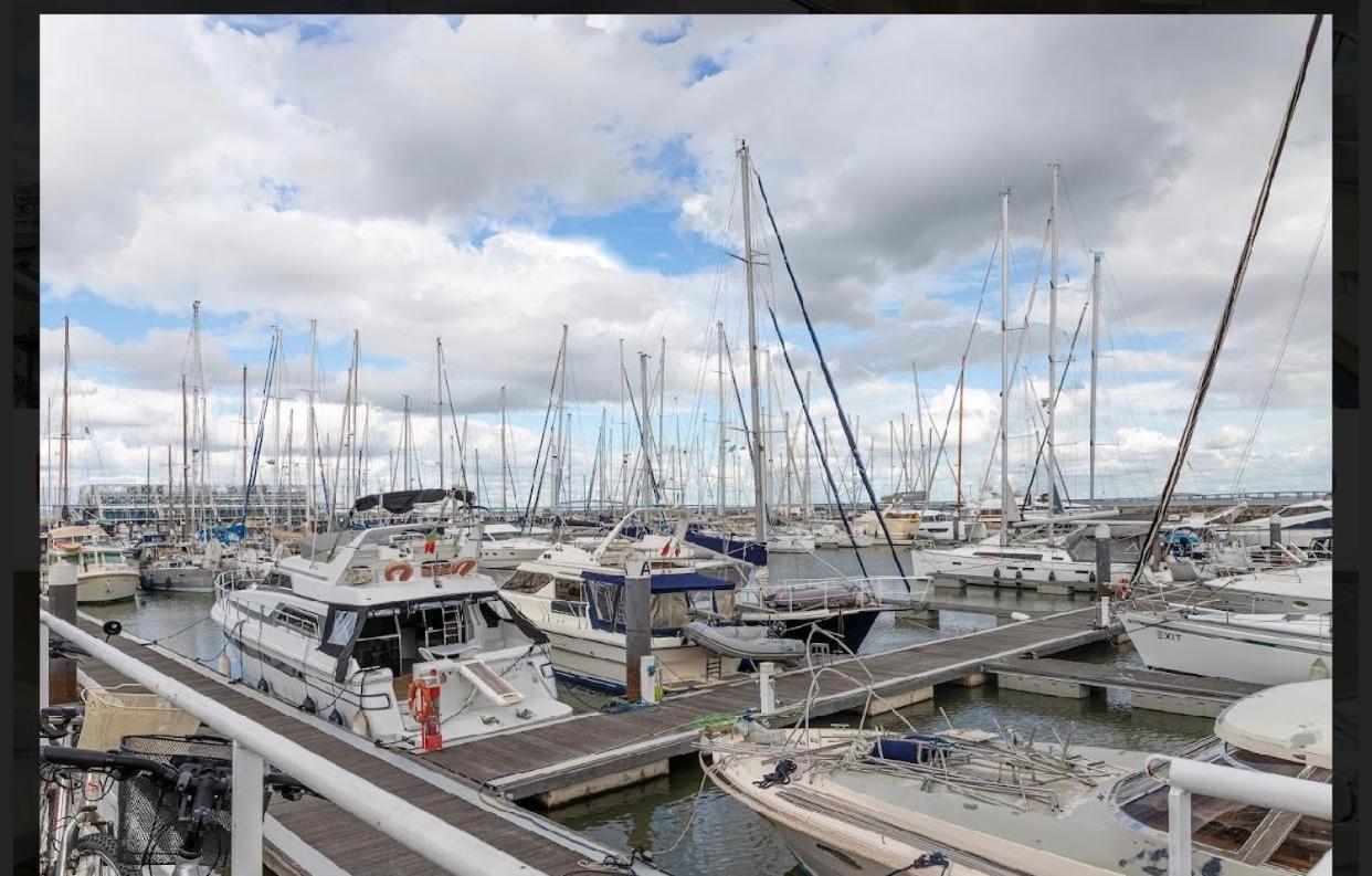 Beautiful And Magnific Yacht Otel Lisboa Dış mekan fotoğraf